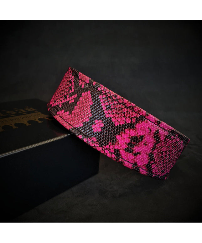 The ''Rock Python'' collar PINK-0