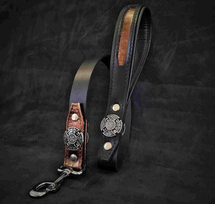 The ''Viking'' Leash-3