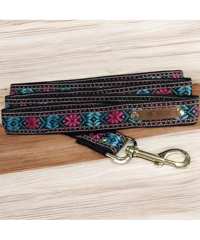 Chic Canine Couture Lead made by Finnigans Play Pen-0