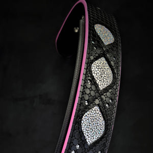 The ''Ariel'' collar