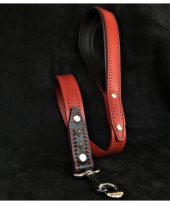 The "Balteus" red leash-0