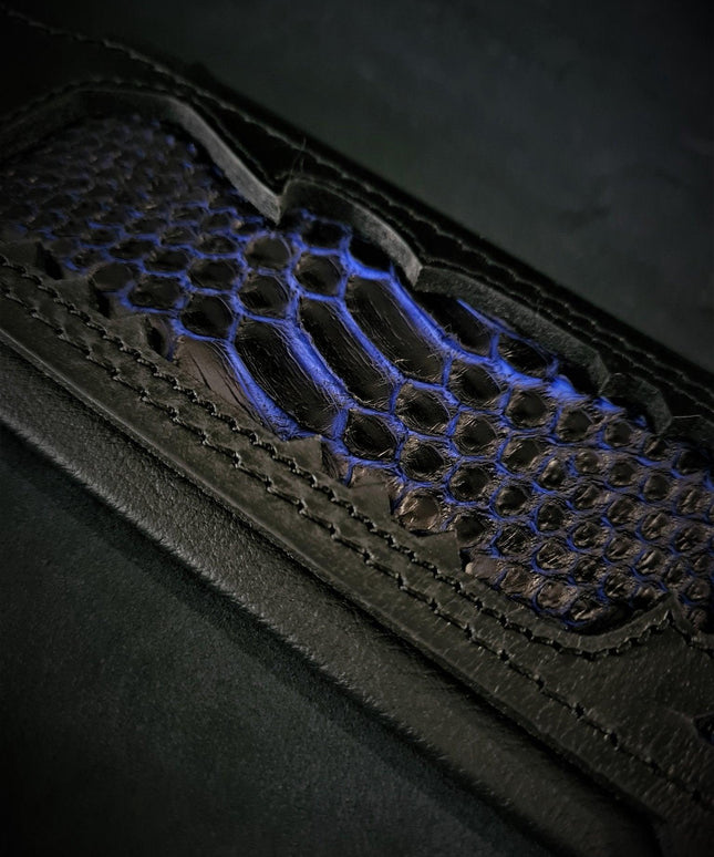 The ''Indigo'' collar-3